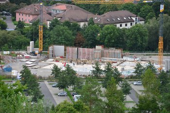 Das Bild zeigt die Baustelle aus der Vogelperspektive